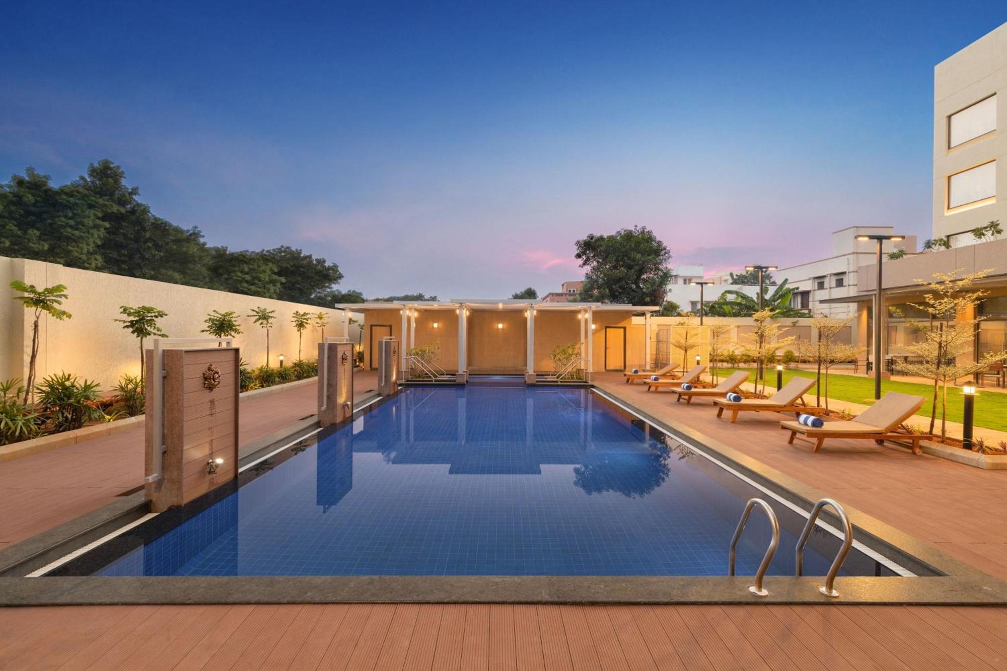 Courtyard By Marriott Tiruchirappalli ภายนอก รูปภาพ