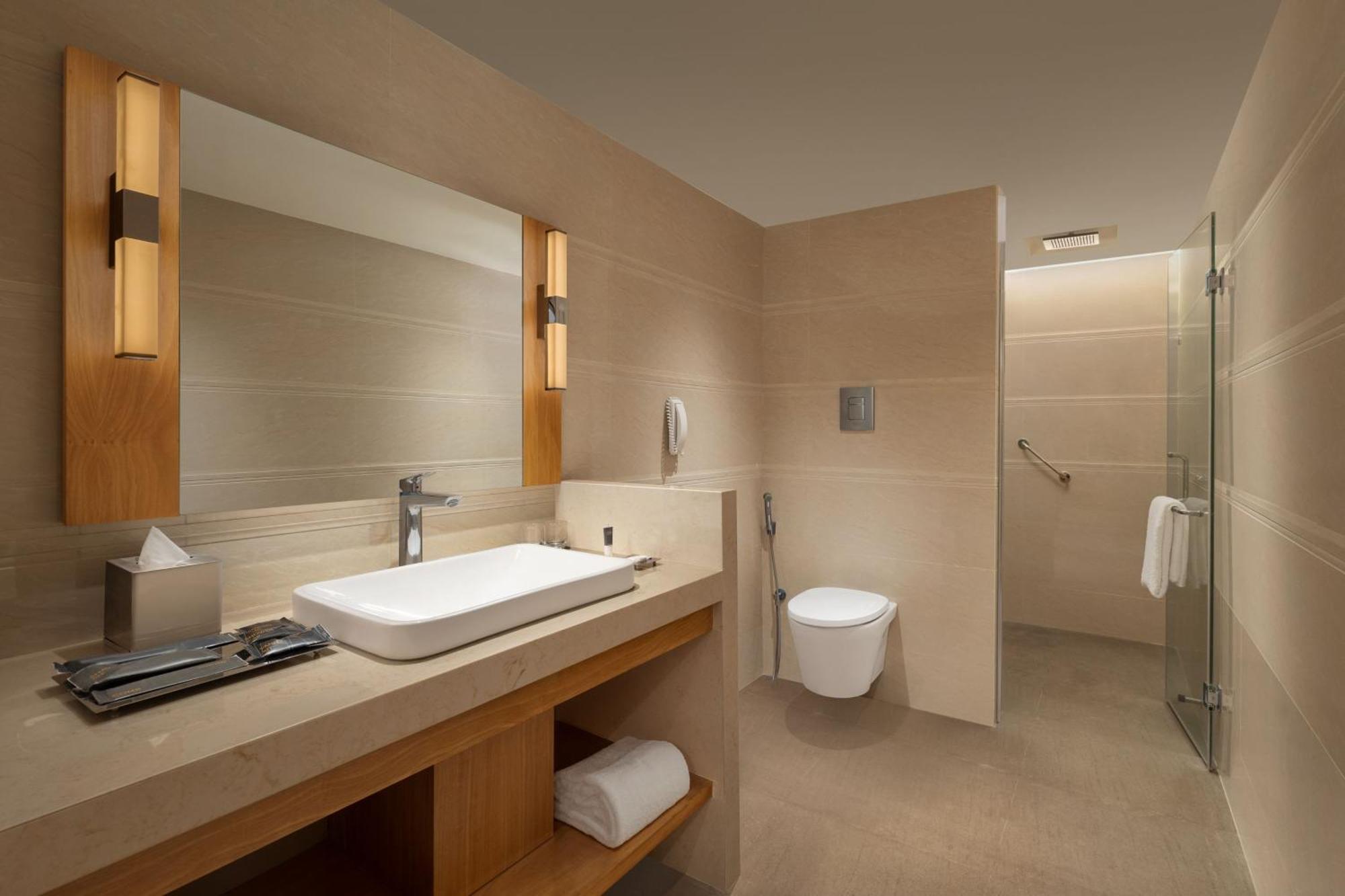 Courtyard By Marriott Tiruchirappalli ภายนอก รูปภาพ