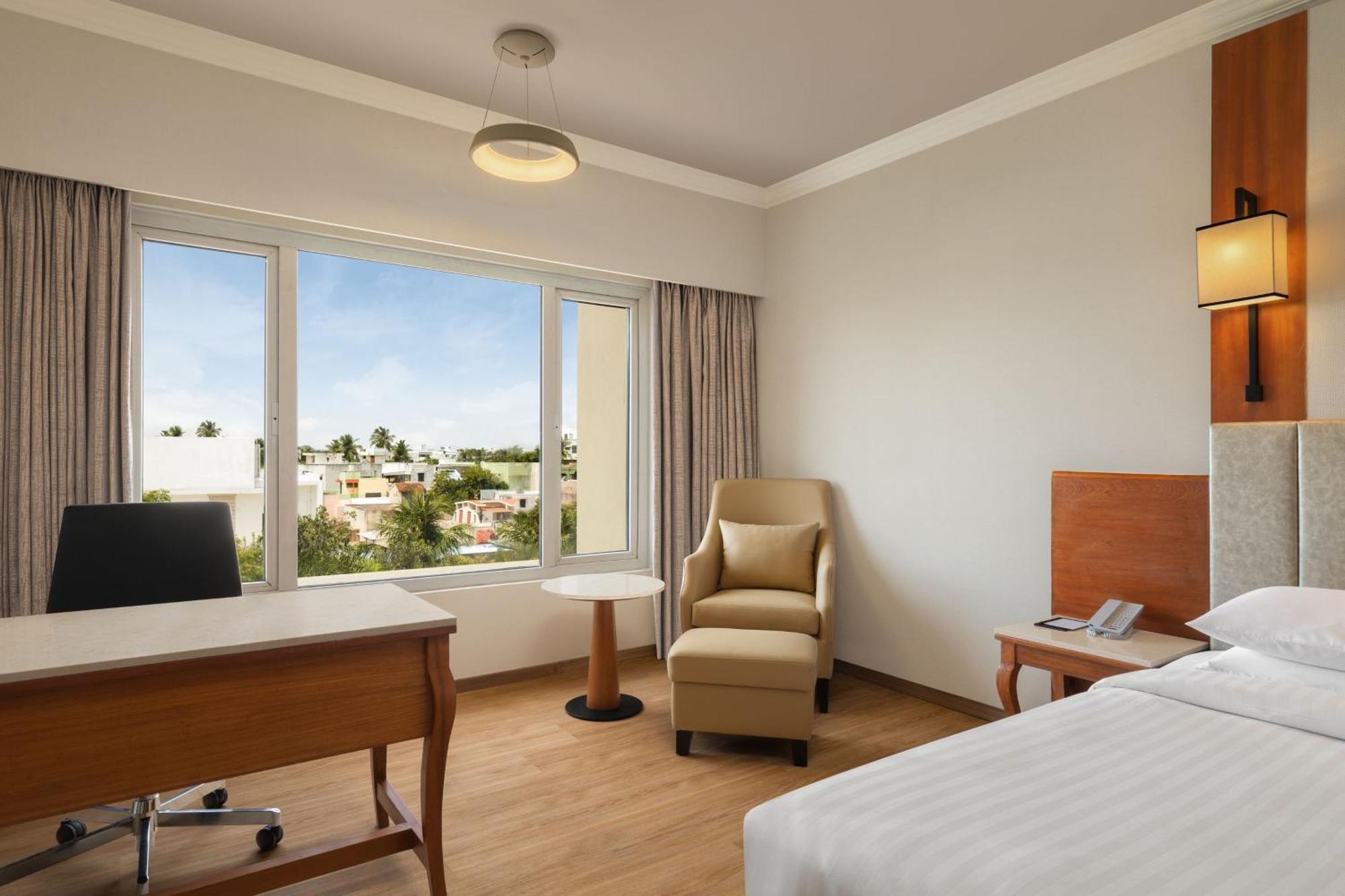 Courtyard By Marriott Tiruchirappalli ภายนอก รูปภาพ