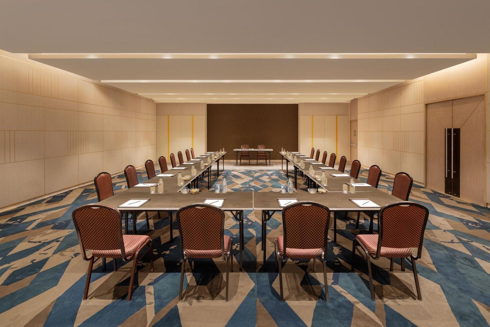 Courtyard By Marriott Tiruchirappalli ภายนอก รูปภาพ